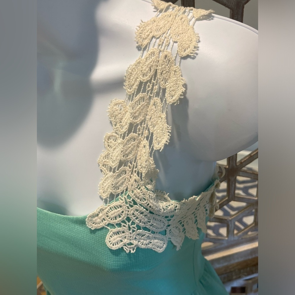 Francesca's Collections Loxley Crochet Trim Dress "Dina Be" in Mint Green size M - Picture 8 of 11